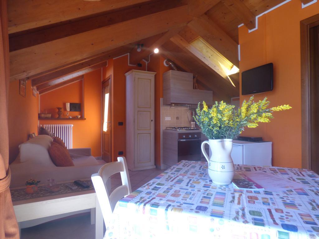 Casale Fe-Wo - Appartamenti Con Vista Lago Cannero Riviera Exteriér fotografie