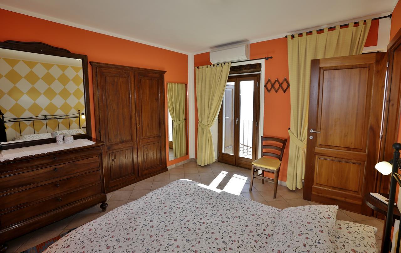 Casale Fe-Wo - Appartamenti Con Vista Lago Cannero Riviera Exteriér fotografie
