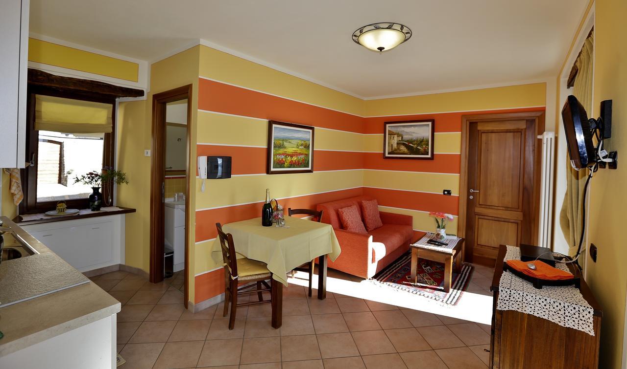 Casale Fe-Wo - Appartamenti Con Vista Lago Cannero Riviera Exteriér fotografie